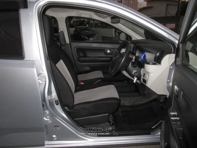 ダイハツ ミライース