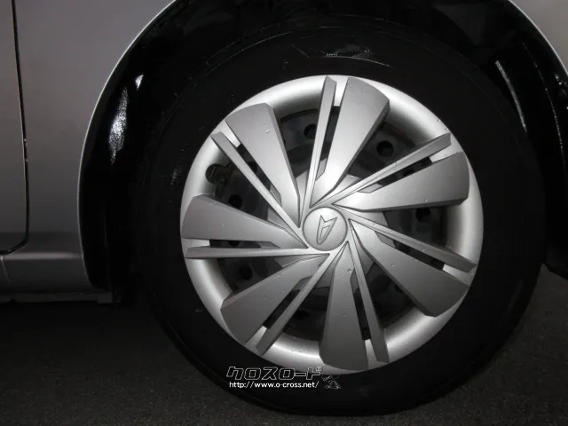 ダイハツ ミライース