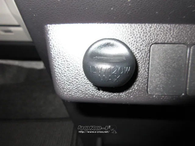 ダイハツ ミライース