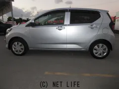 ダイハツ ミライース