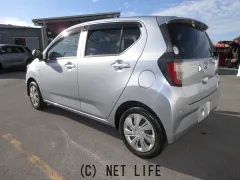 ダイハツ ミライース