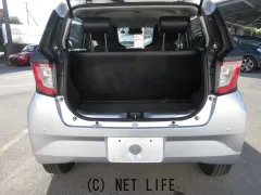 ダイハツ ミライース