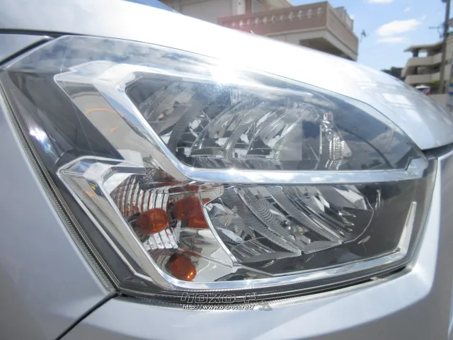 ダイハツ ミライース