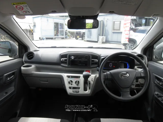 ダイハツ ミライース