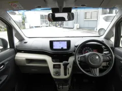 ダイハツ ムーヴ