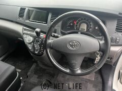 トヨタ アイシス