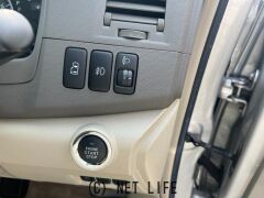 トヨタ アイシス