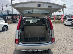 トヨタ アイシス