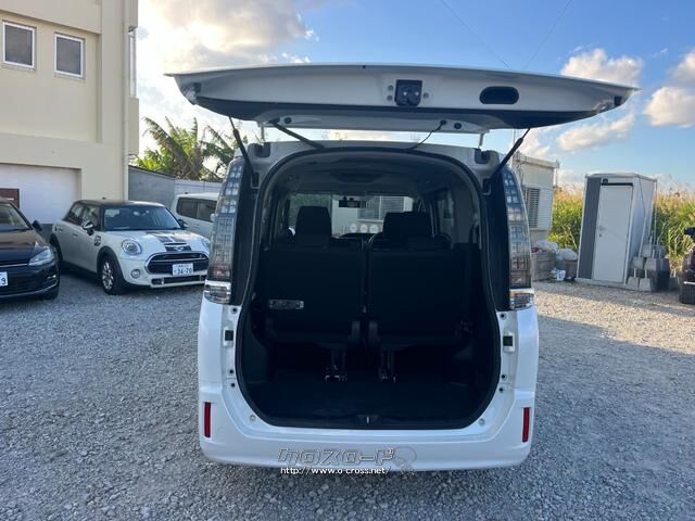 トヨタ ヴォクシー