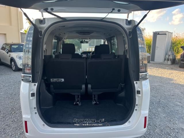 トヨタ ヴォクシー