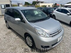 トヨタ アイシス