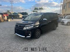 トヨタ ヴォクシー