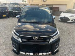 トヨタ ヴォクシー