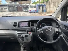 トヨタ アイシス