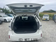 トヨタ プリウスα