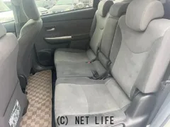 トヨタ プリウスα