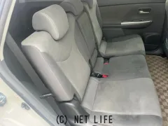 トヨタ プリウスα