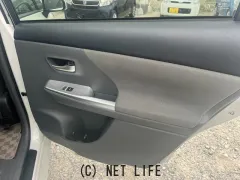 トヨタ プリウスα