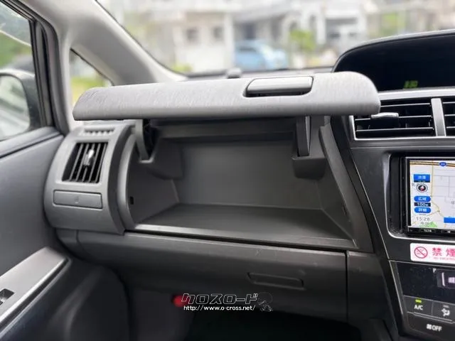 トヨタ プリウスα