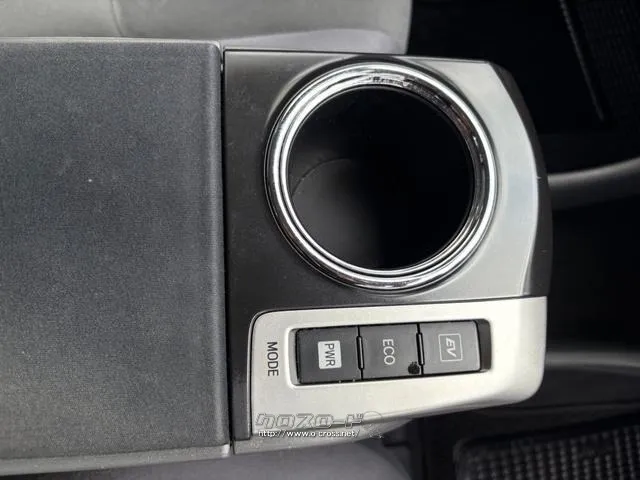 トヨタ プリウスα