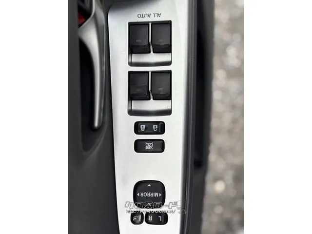 トヨタ プリウスα