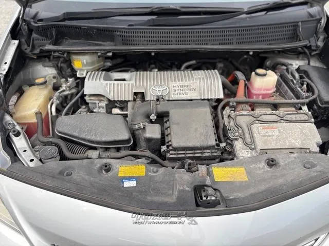 トヨタ プリウスα