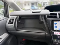 トヨタ プリウスα