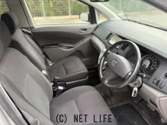 トヨタ アイシス