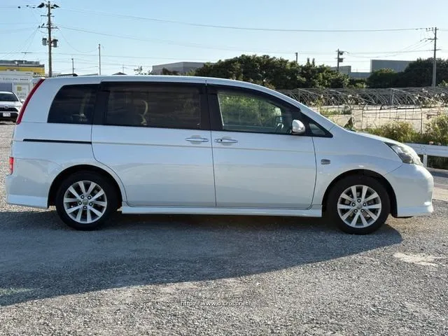 トヨタ アイシス