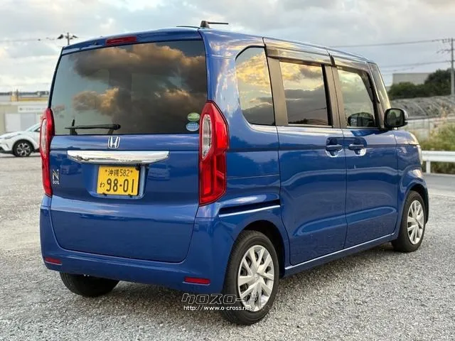 ホンダ N-BOX