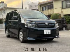 トヨタ ヴォクシー