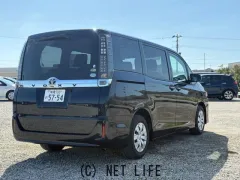 トヨタ ヴォクシー