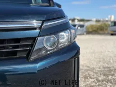 トヨタ ヴォクシー