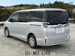 トヨタ ヴォクシー