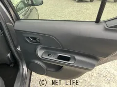 トヨタ アクア