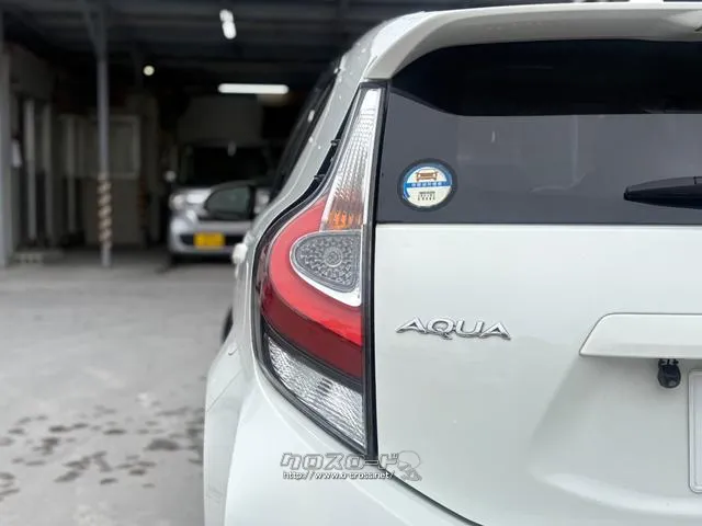 トヨタ アクア