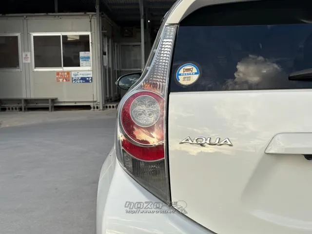 トヨタ アクア