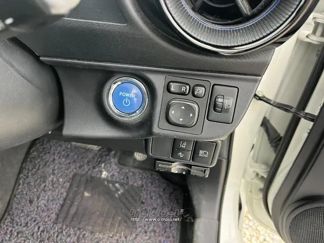 トヨタ アクア