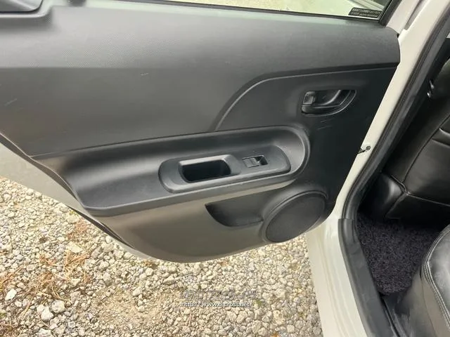トヨタ アクア