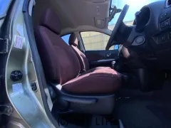 日産 マーチ