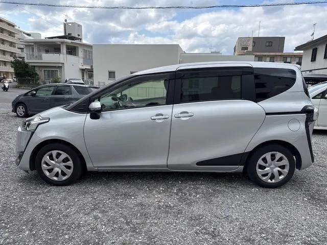 トヨタ シエンタ