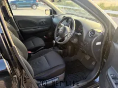 日産 マーチ