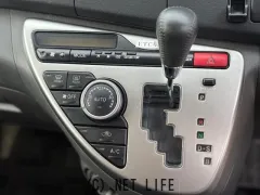 トヨタ アイシス