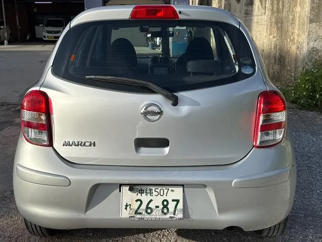 日産 マーチ