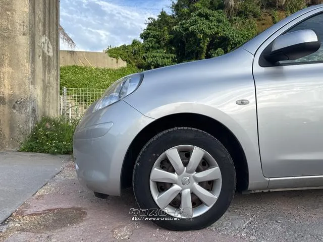 日産 マーチ