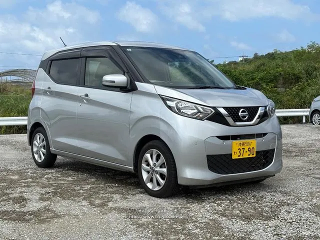 日産 デイズ