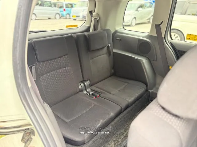 トヨタ アイシス