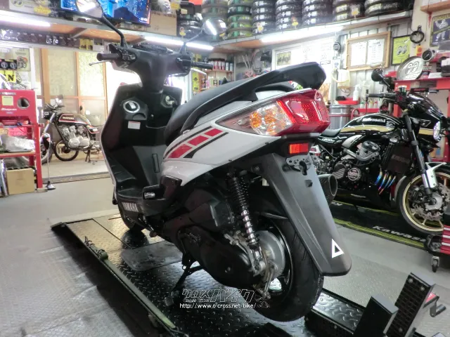 ヤマハ シグナス X SR 125・ホワイト・125cc・M.Eガレージ・32,851km
