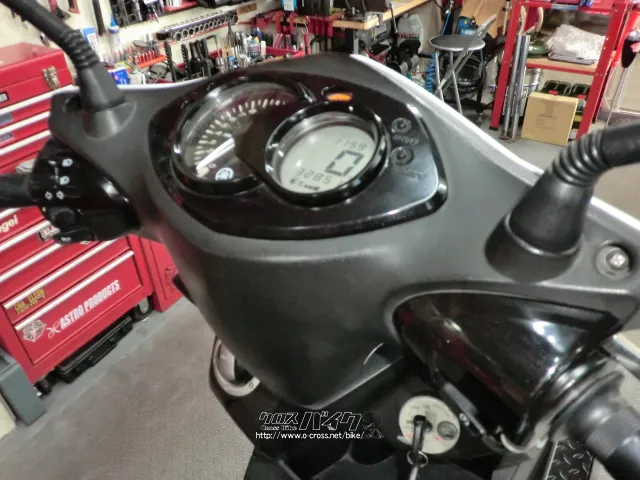 ヤマハ シグナス X SR 125・ホワイト・125cc・M.Eガレージ・32,851km