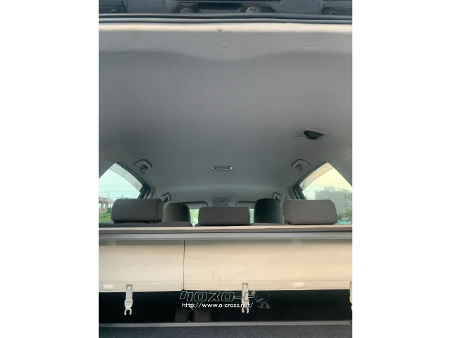 車内キレイです! トヨタ プリウスα